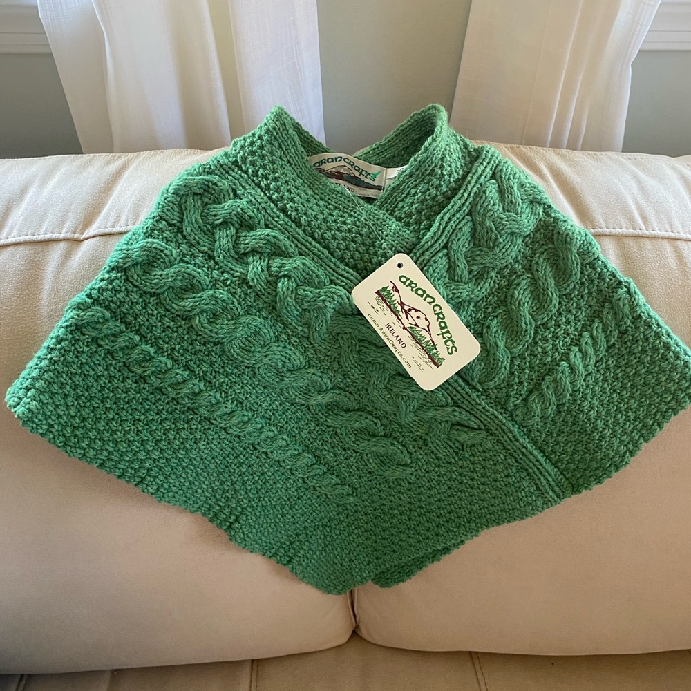 Aran Crafts Emerald Cable Knit 100% Merino Wool Poncho